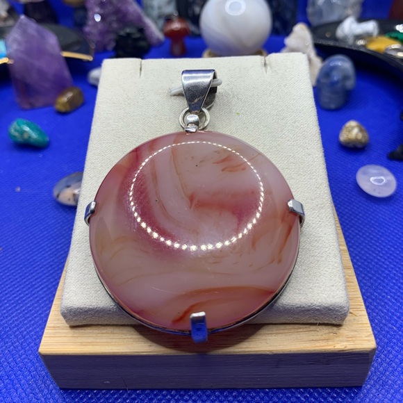 HUGE gorgeous Red & Orange Banded Agate “BLOOD MOON” Pendant w Choice of Chain! - Picture 3 of 14